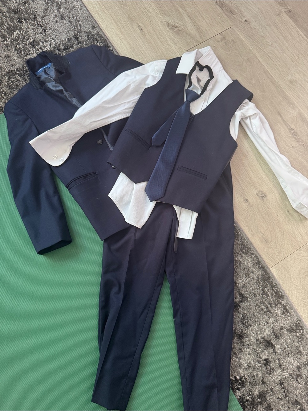 Perry Ellis Navy Blue Boys' Vest Suit with Tie